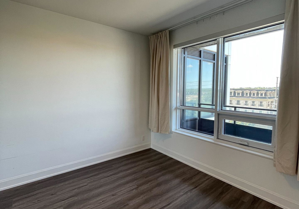 38-water-walk-drive-markham-ontario-n13469908