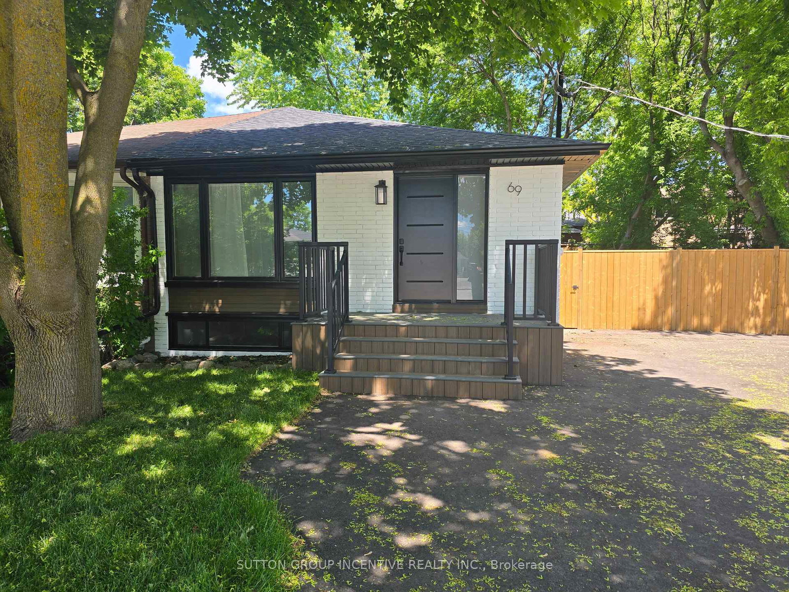 69-marlin-court-newmarket-ontario-n13470108