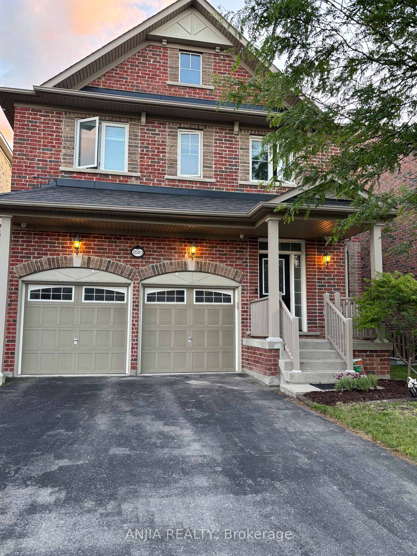220-hazelton-avenue-markham-ontario-n13470536