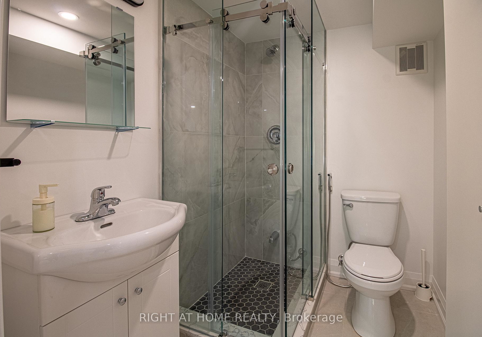 88-highland-park-boulevard-markham-ontario-n13470568