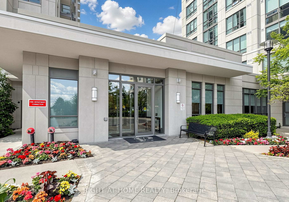 88-promenade-circle-vaughan-ontario-n13470904