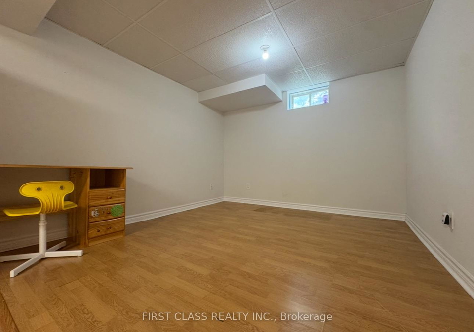 132-peninsula-crescent-richmond-hill-ontario-n13471012