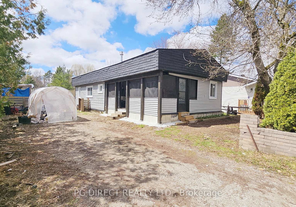 2-shamrock-crescent-essa-ontario-n13471164