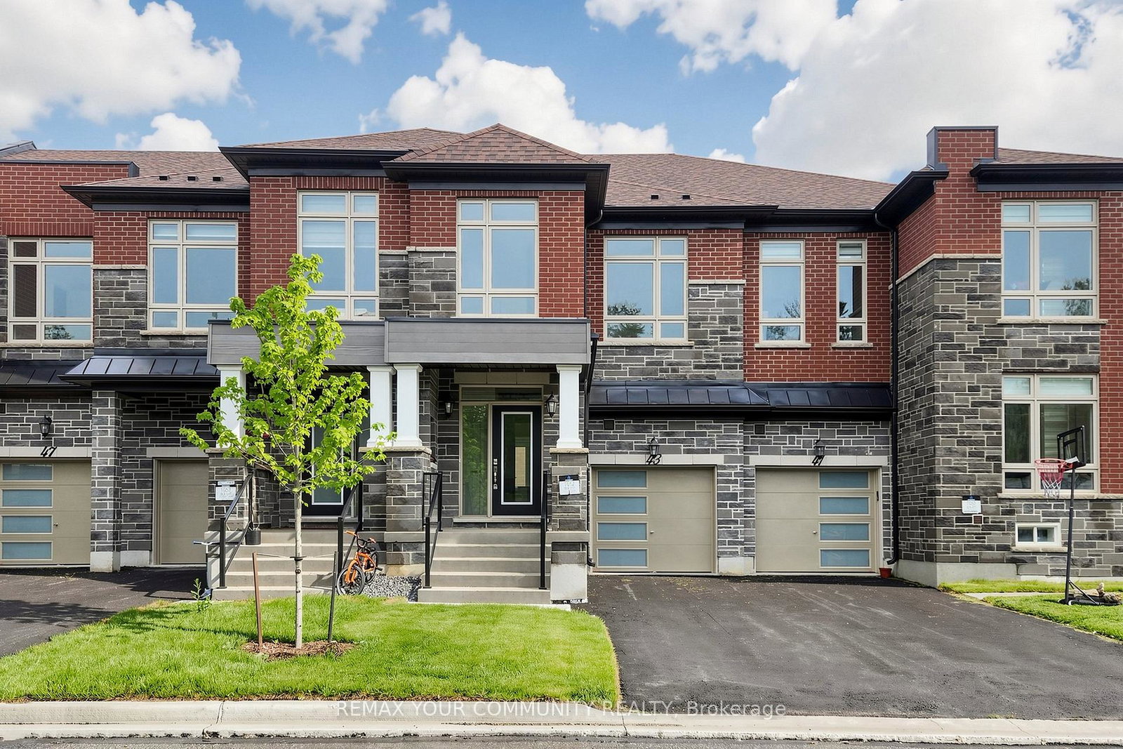 43-schmeltzer-crescent-richmond-hill-ontario-n13471318