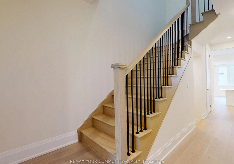 43-schmeltzer-crescent-richmond-hill-ontario-n13471318