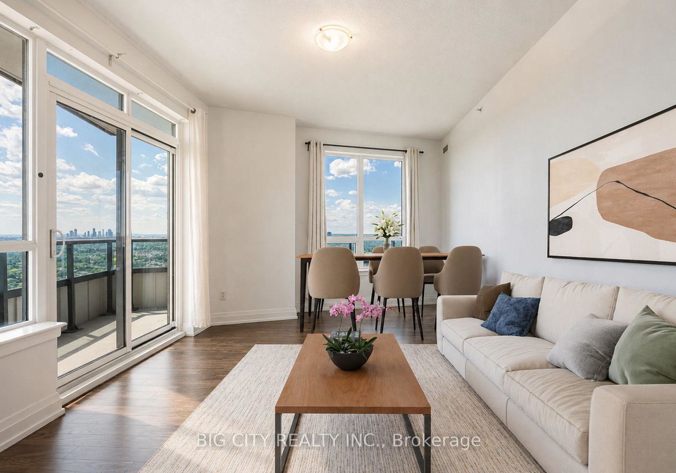 7161-yonge-street-markham-ontario-n13471496