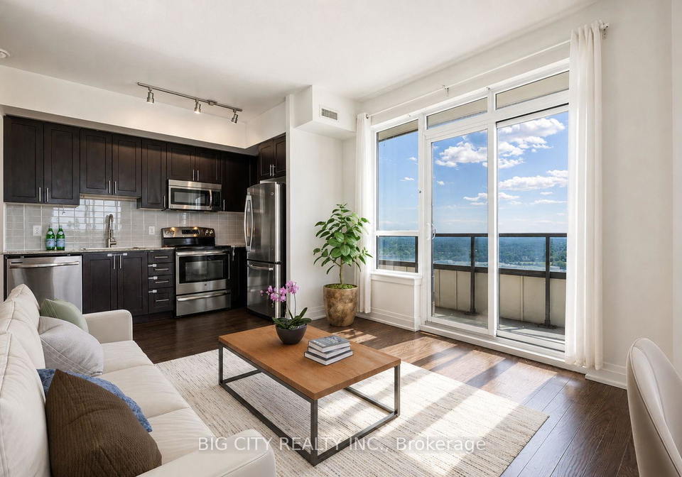 7161-yonge-street-markham-ontario-n13471496