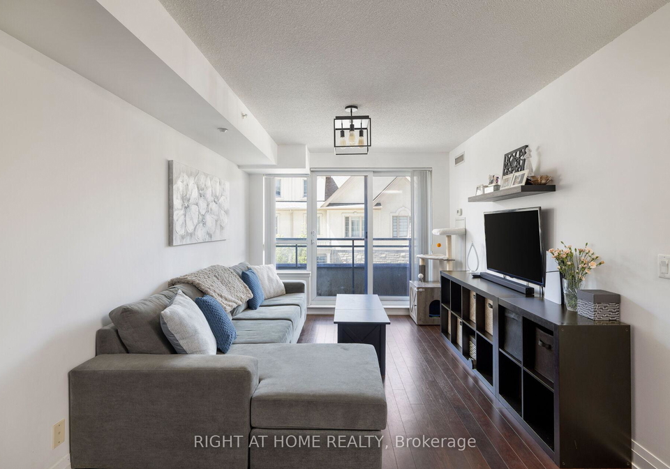 376-highway-7-e-richmond-hill-ontario-n13471628