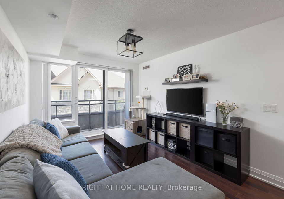 376-highway-7-e-richmond-hill-ontario-n13471628