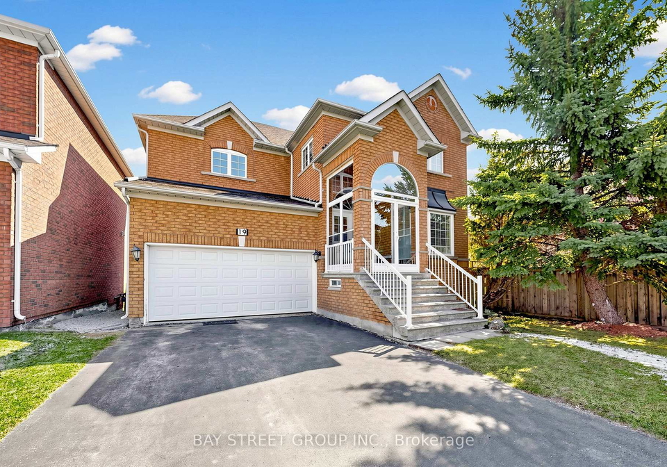 19-fountain-court-richmond-hill-ontario-n13471928