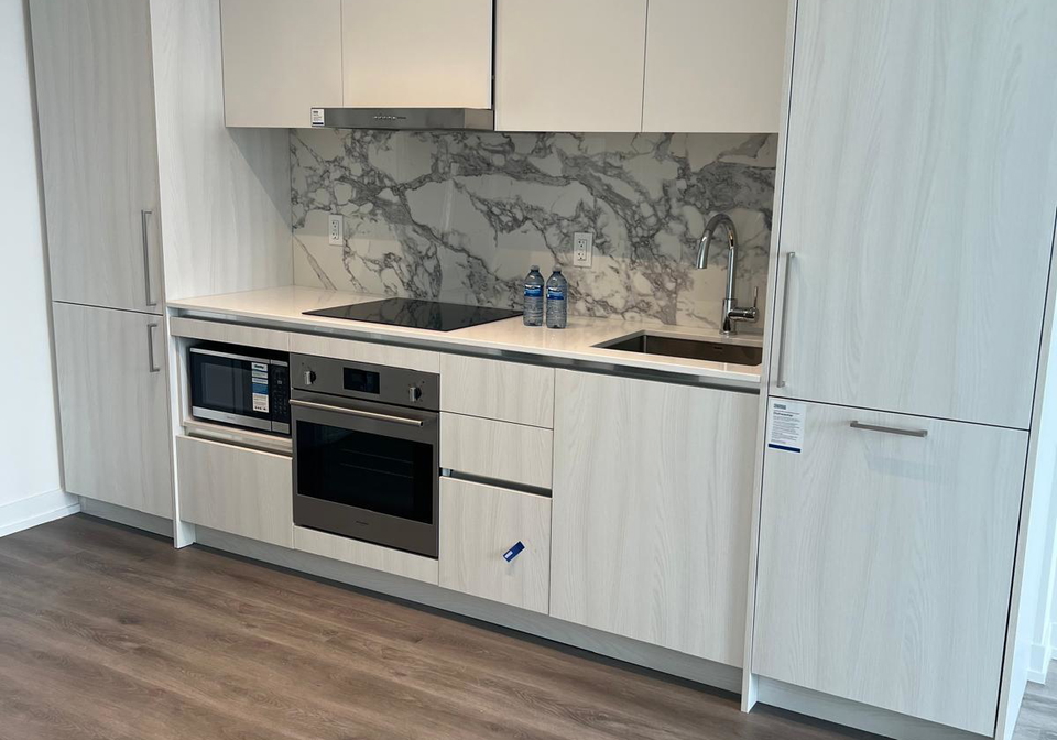 225-commerce-street-vaughan-ontario-n13472040