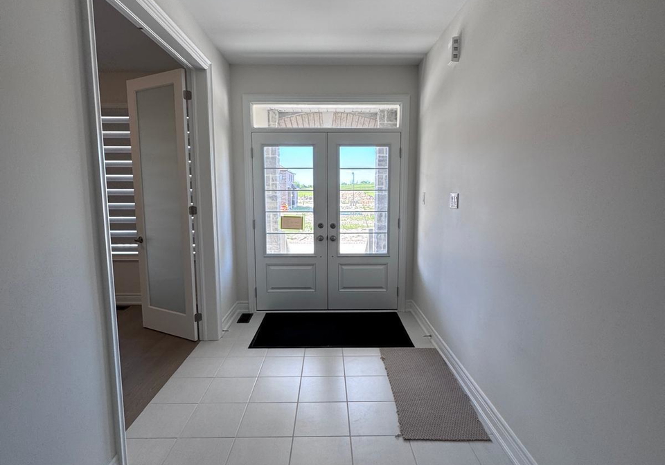 45-father-muckle-avenue-georgina-ontario-n13472154