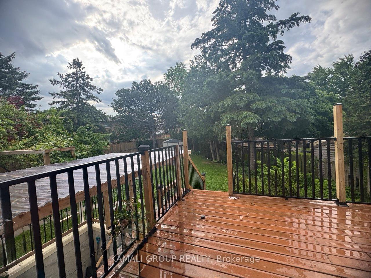 24-valhalla-court-aurora-ontario-n13472552