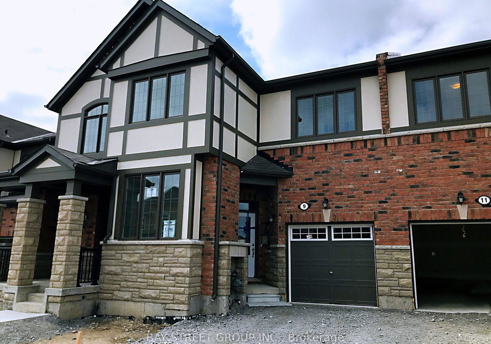 9-ness-drive-richmond-hill-ontario-n13472824