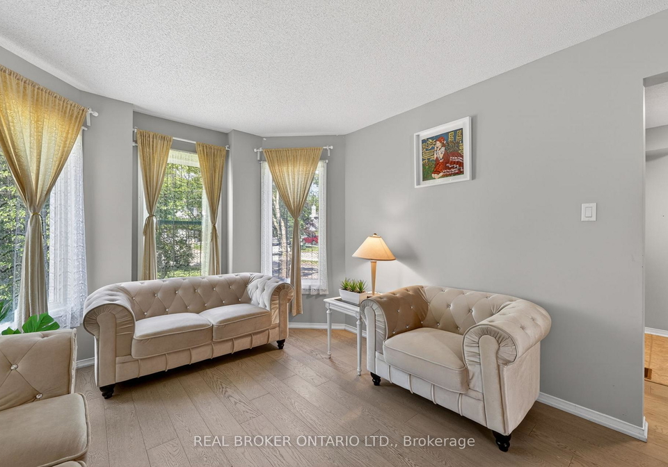 1895-applewood-avenue-innisfil-ontario-n13472962