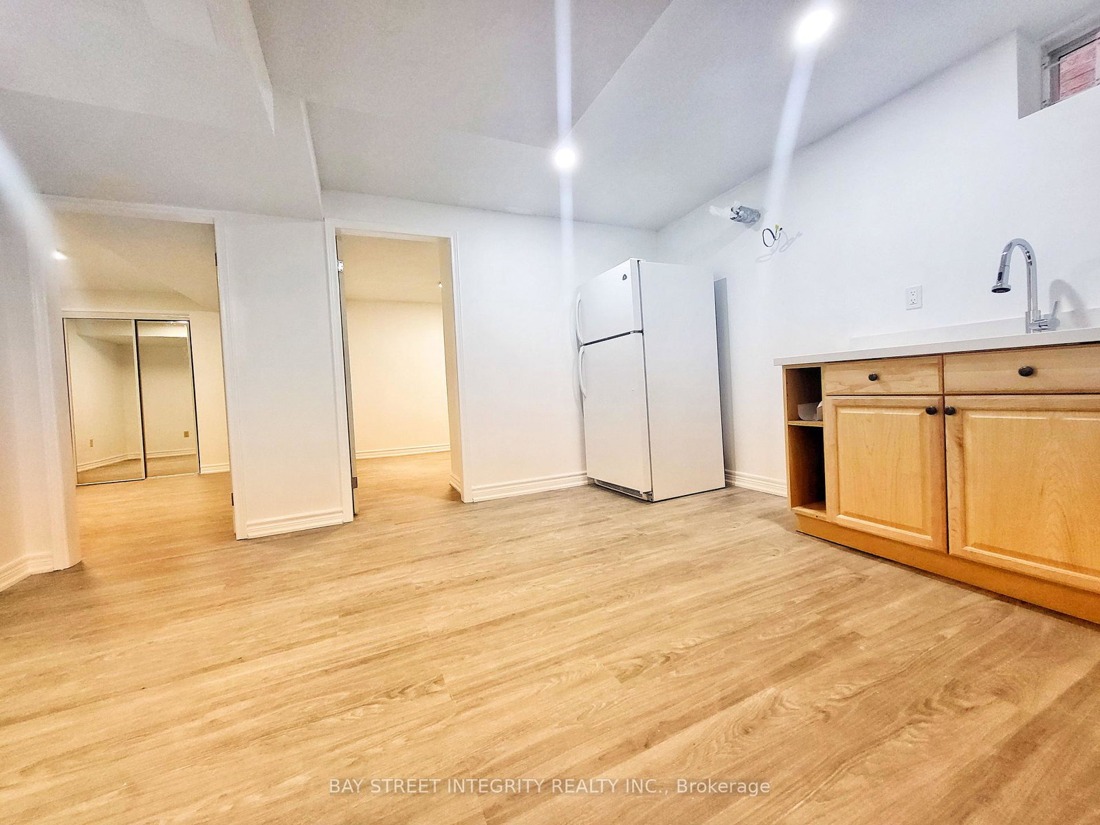 lower-37-sandham-crescent-markham-ontario-n13473056