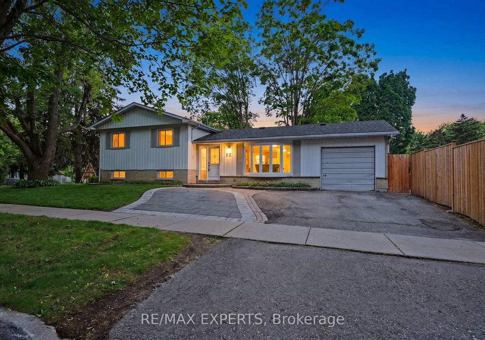32-oak-court-aurora-ontario-n13473100