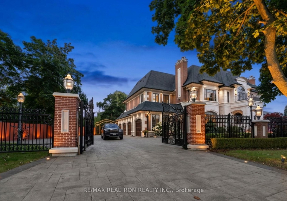 20-bryson-drive-richmond-hill-ontario-n13473288