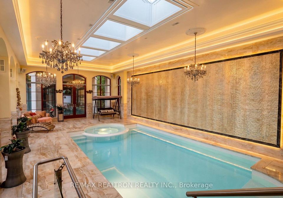 20-bryson-drive-richmond-hill-ontario-n13473288