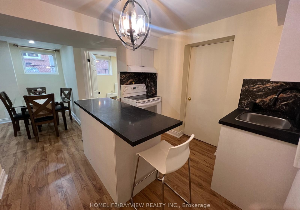 157-goldsmith-crescent-newmarket-ontario-n13473424