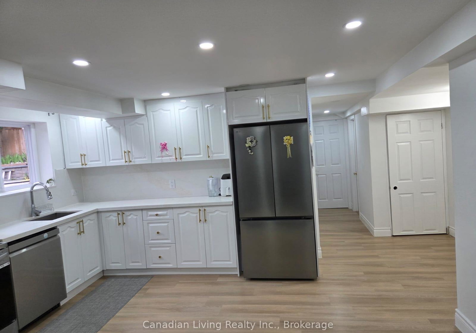 917-ataire-road-newmarket-ontario-n13474480