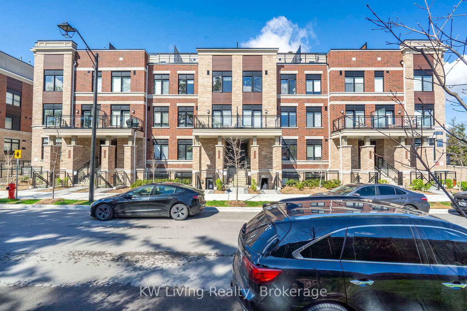 56-elizabeth-street-s-richmond-hill-ontario-n13474838