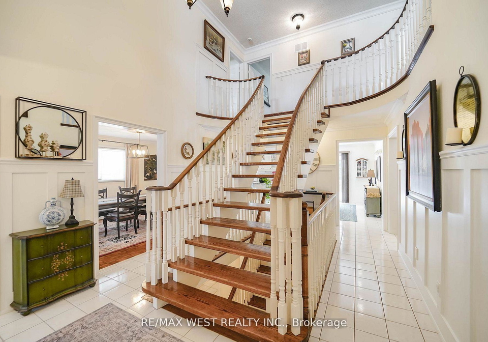 43-summitcrest-drive-richmond-hill-ontario-n13475292