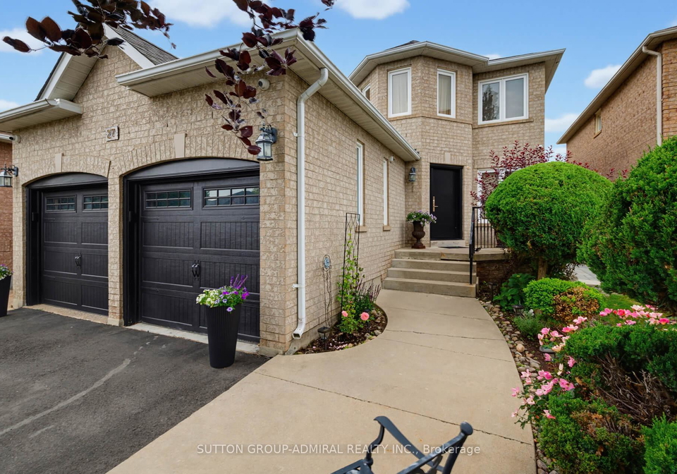 27-pine-hollow-crescent-vaughan-ontario-n13475408