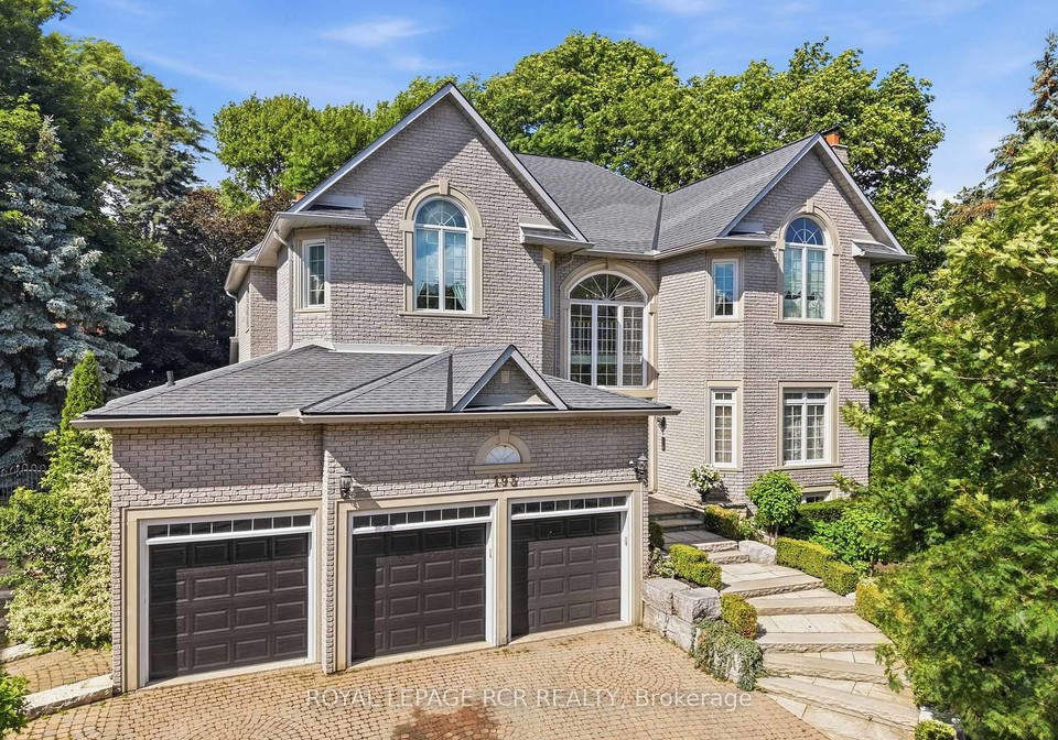 193-sherwood-place-newmarket-ontario-n13475624