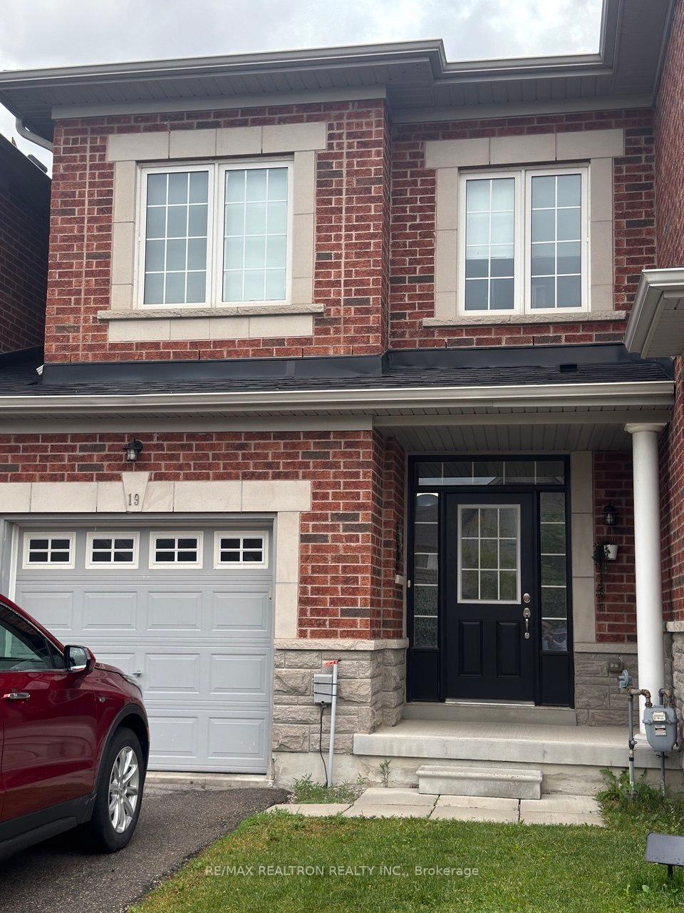 19-napanee-street-richmond-hill-ontario-n13475626