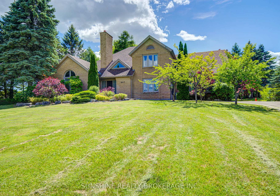 807-woodland-acres-crescent-vaughan-ontario-n13475786