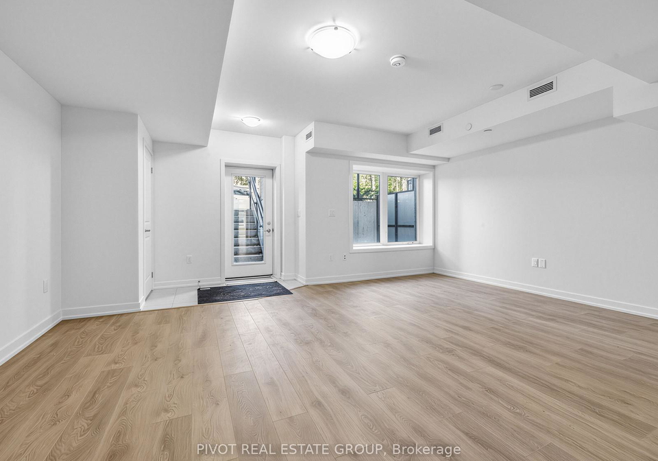 56-elizabeth-street-s-richmond-hill-ontario-n13476454
