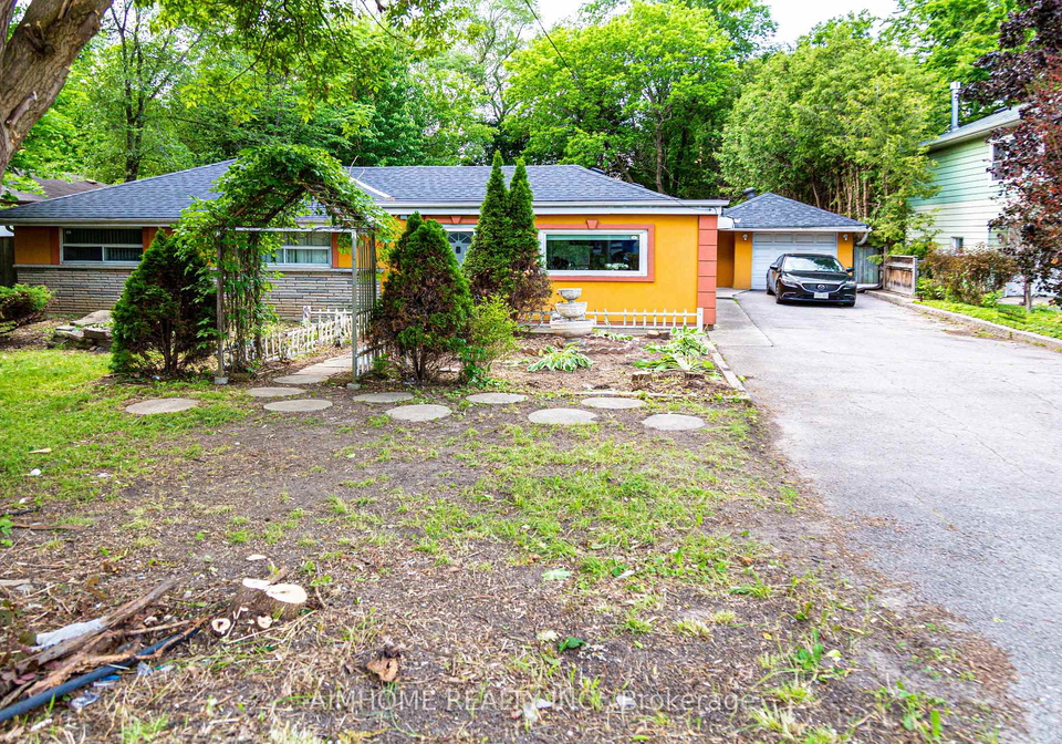 9890-bayview-avenue-richmond-hill-ontario-n13476564