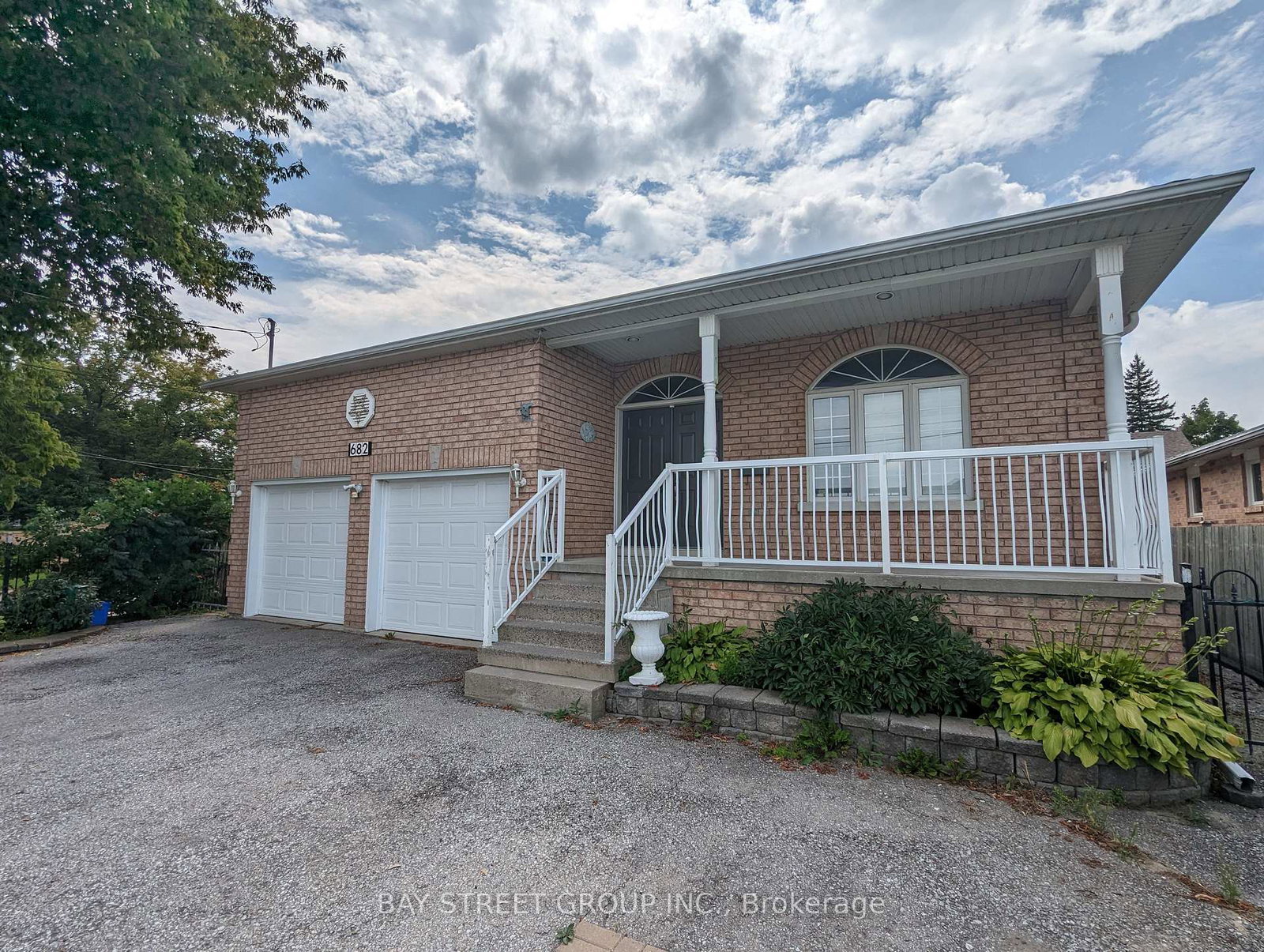682-the-queensway-road-s-georgina-ontario-n13476644