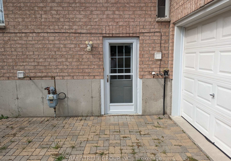 682-the-queensway-road-s-georgina-ontario-n13476644