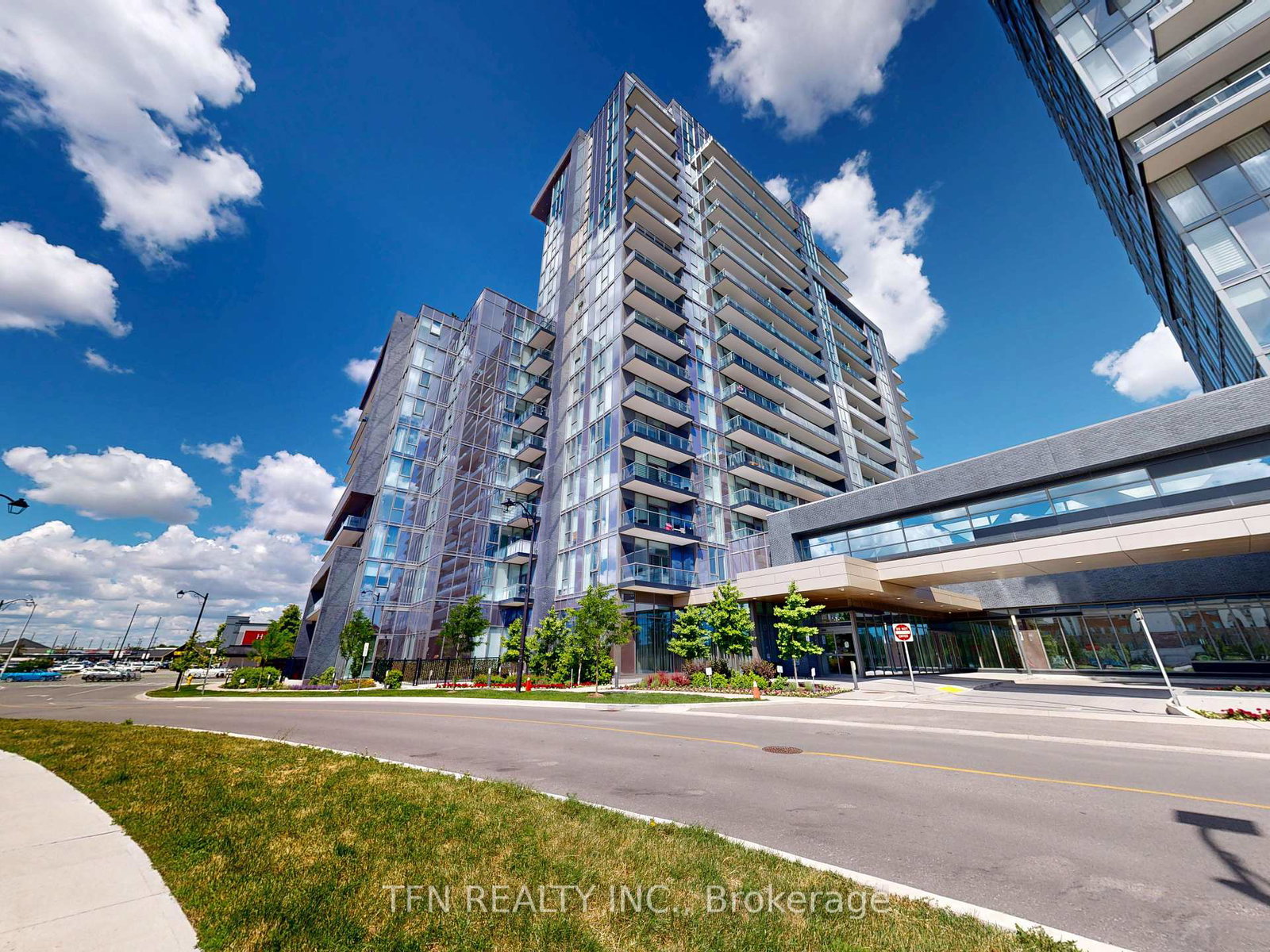 10-gatineau-drive-w-vaughan-ontario-n13476654