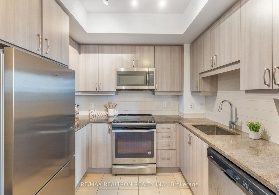 9205-yonge-street-richmond-hill-ontario-n13476868