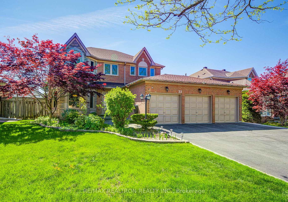 32-dumfries-drive-markham-ontario-n13477002