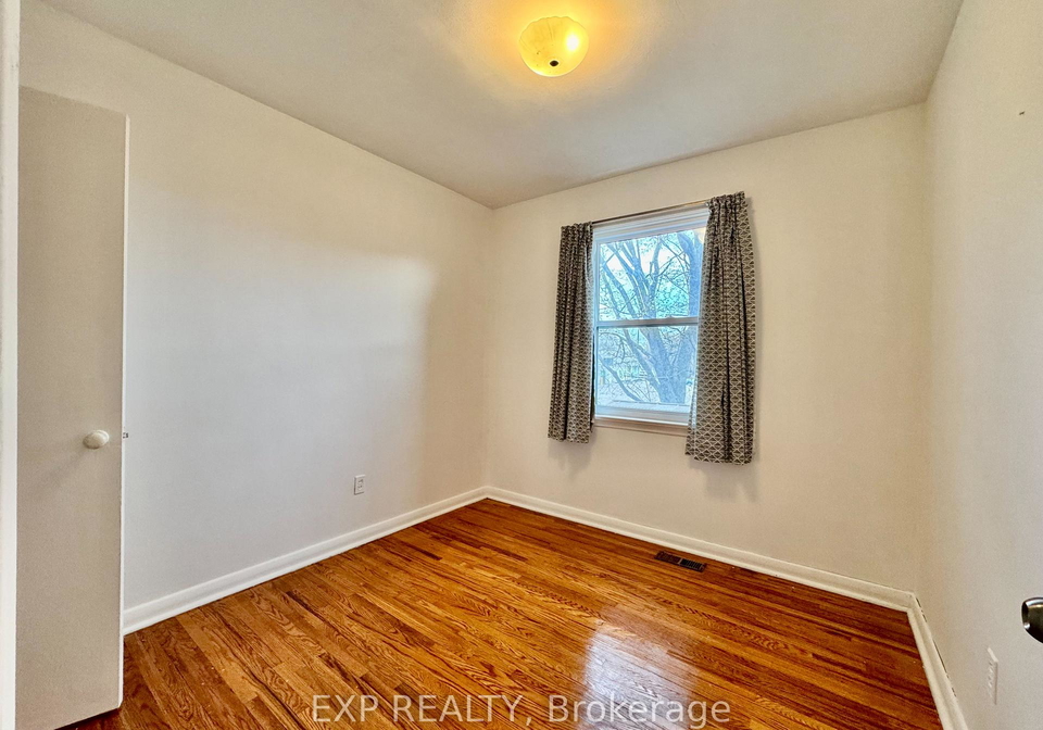 29-bayview-parkway-newmarket-ontario-n13477152