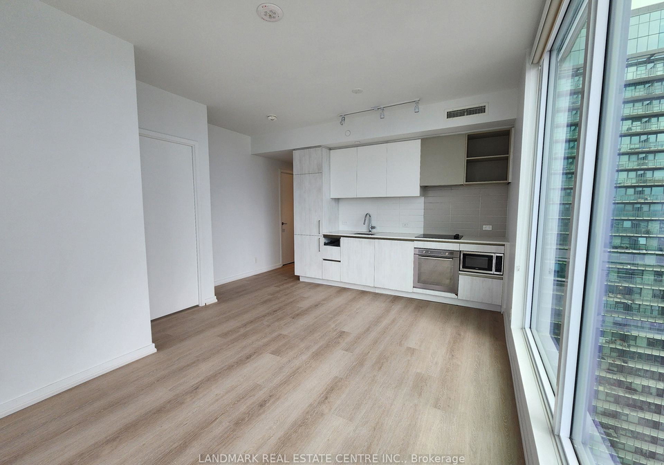 1000-portage-parkway-vaughan-ontario-n13477154
