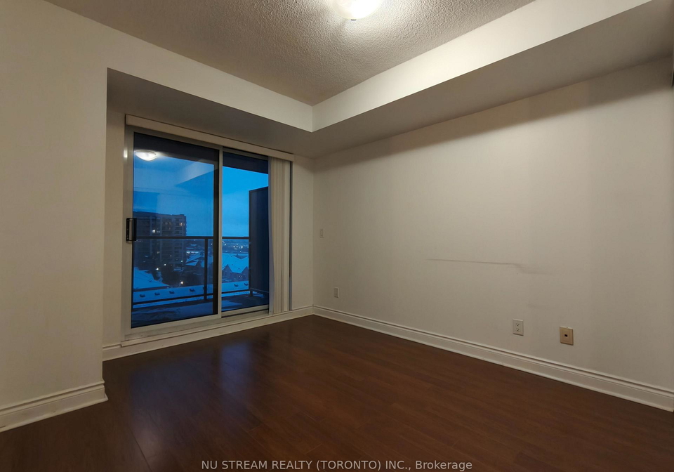 39-galleria-parkway-markham-ontario-n13477466