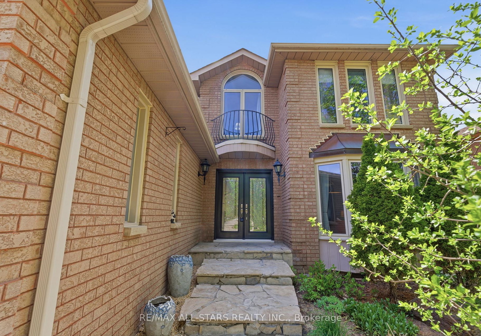 28-testa-road-uxbridge-ontario-n13477688