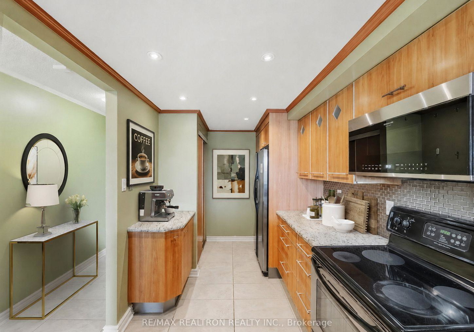 175-cedar-avenue-richmond-hill-ontario-n13477880