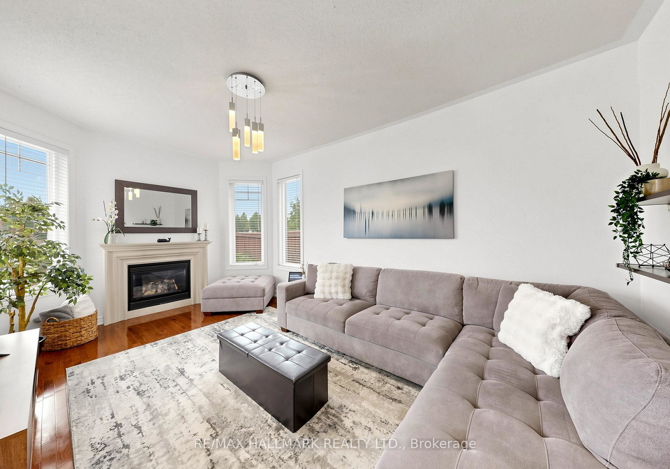 10-windrow-street-richmond-hill-ontario-n13478470
