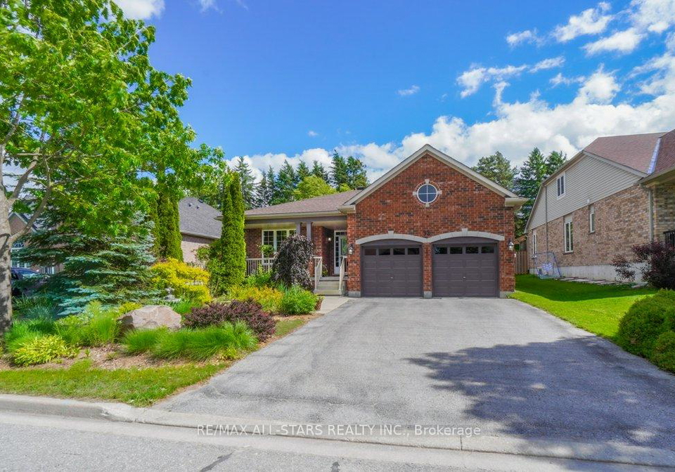 32-oakside-drive-uxbridge-ontario-n13479262