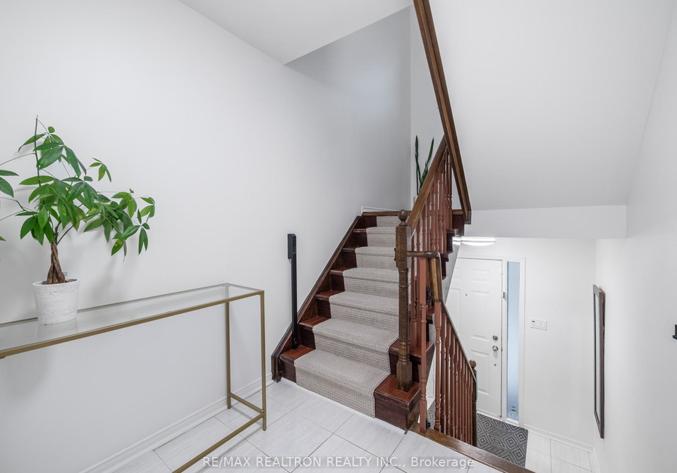 114-leah-crescent-vaughan-ontario-n13479500