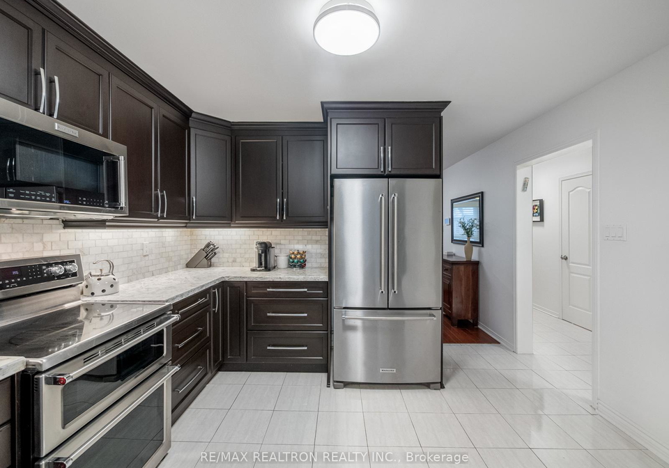 114-leah-crescent-vaughan-ontario-n13479500