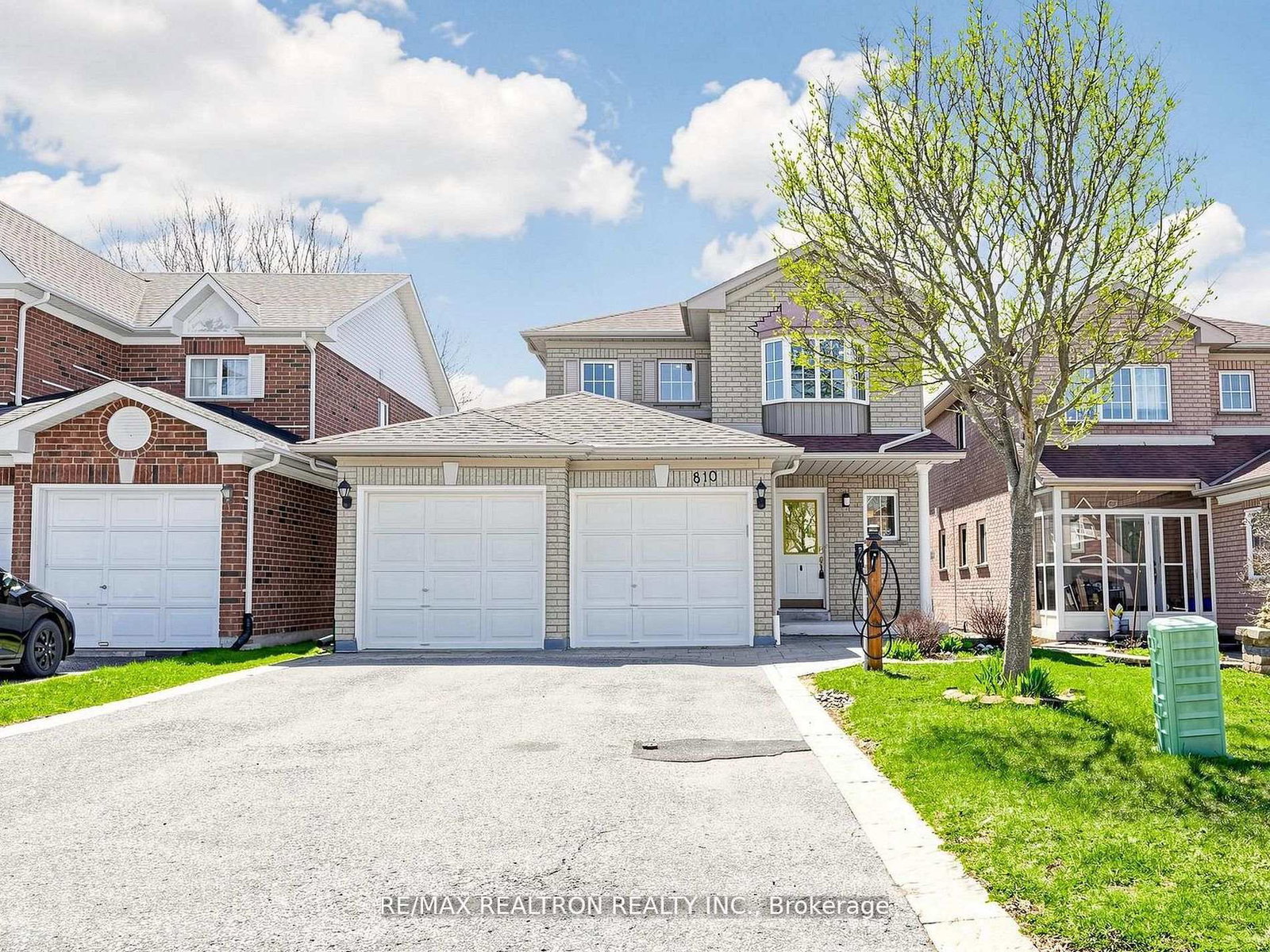 810-stonehaven-avenue-newmarket-ontario-n13479710