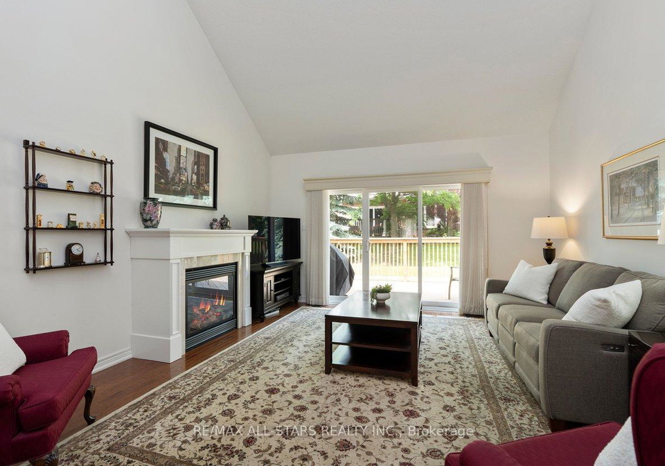 52-oasis-way-markham-ontario-n13479872