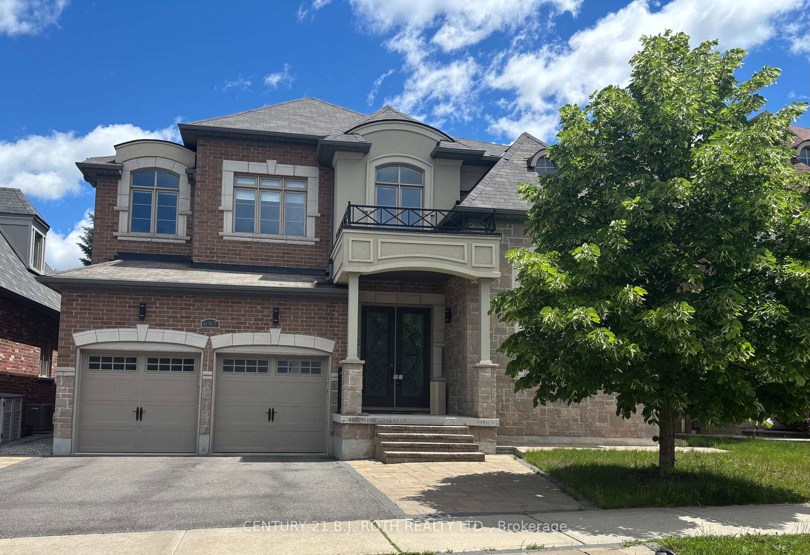 697-mcgregor-farm-trail-newmarket-ontario-n13480056